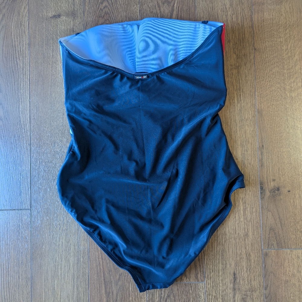Tommy Hilfiger Full Coverage Colorblock Women's One Piece NWT Multiple Sizes - Picture 8 of 15
